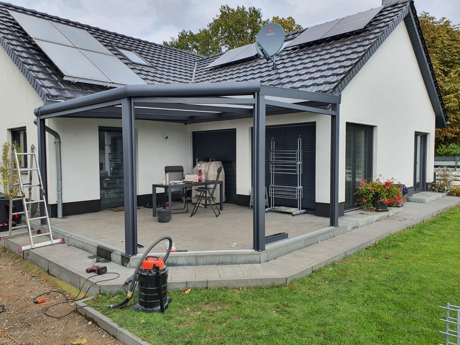 Slider Image 16